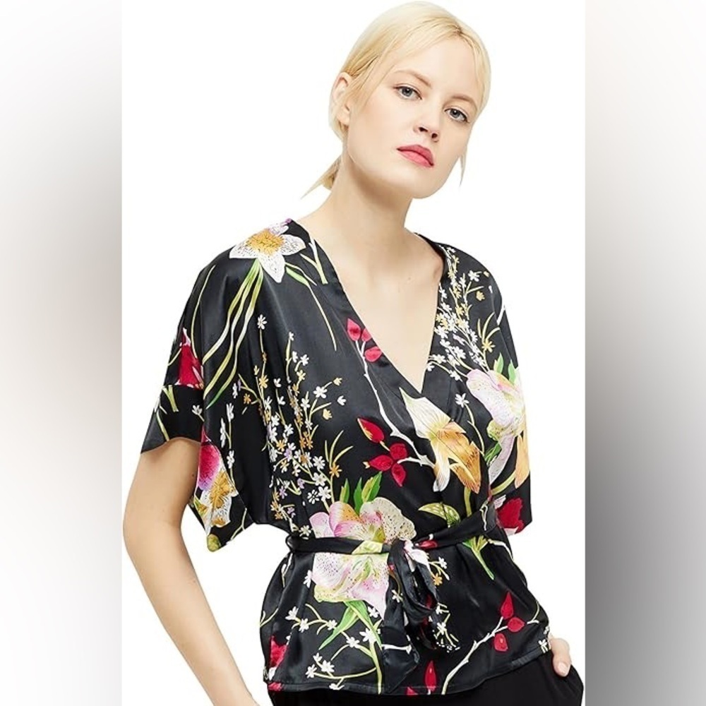 Vero Moda size large black floral wrap kimono silky top